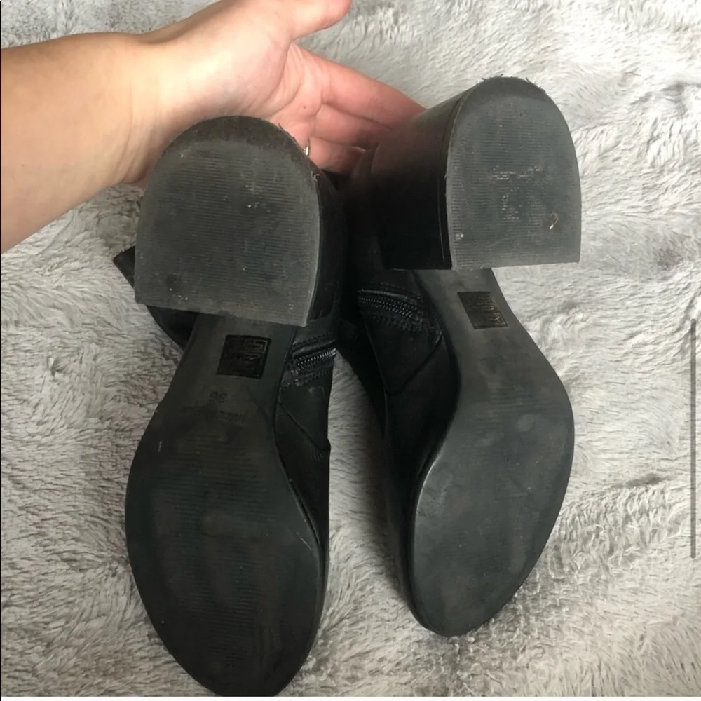 Jeffrey Campbell stylish jeffrey